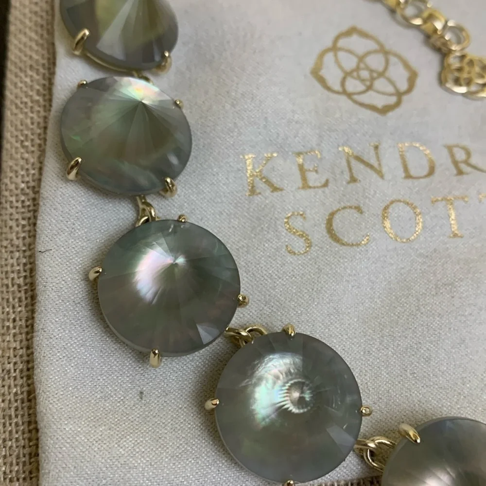 Kendra Scott NWT Jolie Gray Illusion 14K Gold-Plated Statement Necklace +Pouch